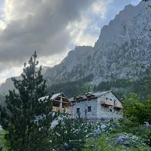 Maison d'hôtes Montain Rosi, Valbone