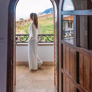 Hotel Diffuso , Inside Castle, Krujë