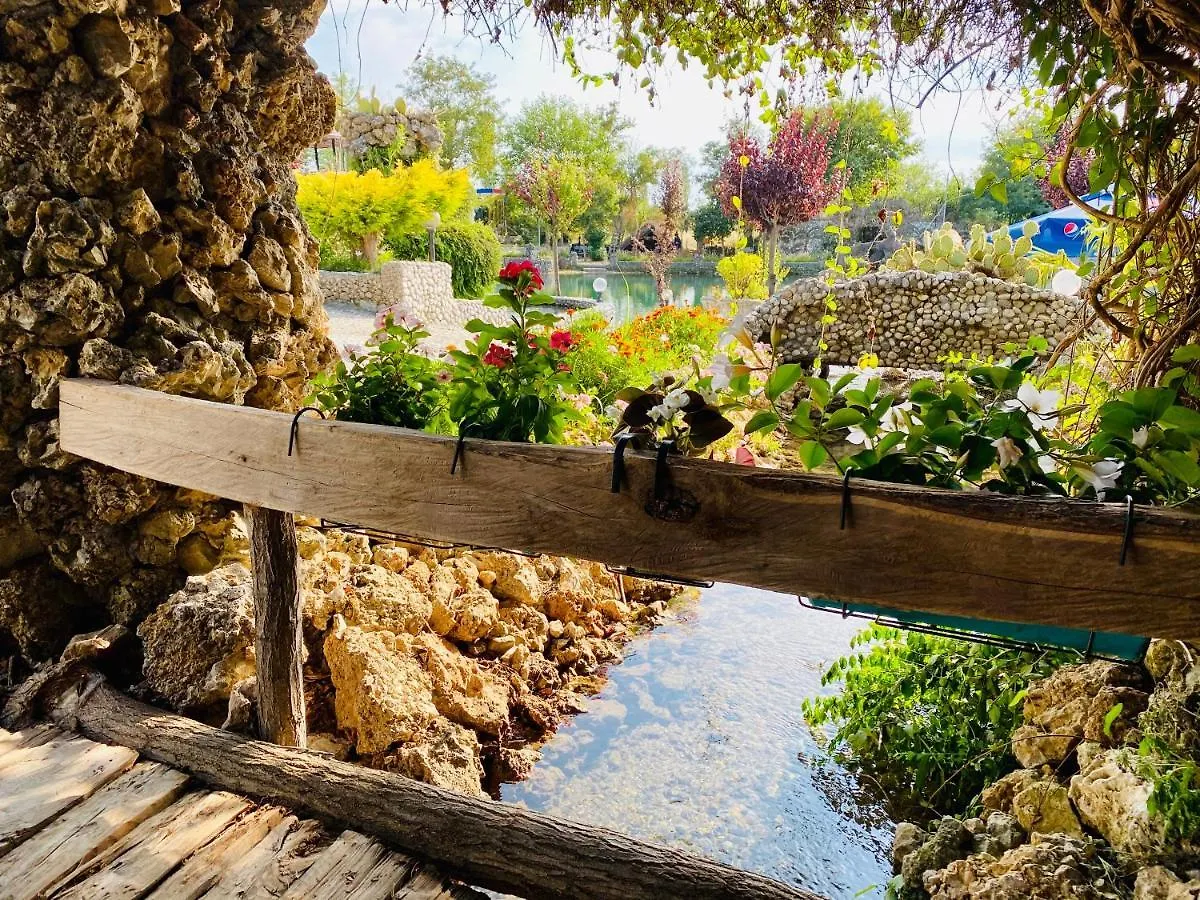 Hotel Kompleksi Turistik Dea Mjede Albania