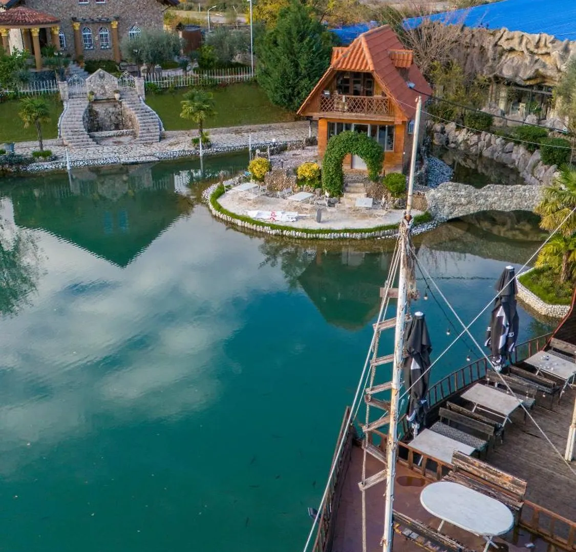 Kompleksi Turistik Dea Mjede Albania