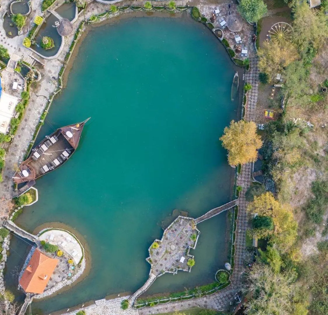 Kompleksi Turistik Dea Mjede 0*,  Albania